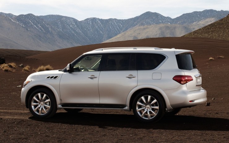 2013-Infiniti-QX-profile-mountains-1024x640