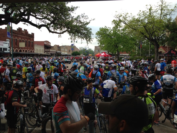 The starting area was the village square in the heart of little La Grange. Riders wrapped around three sides of it and extended down a few of the intersecting streets.