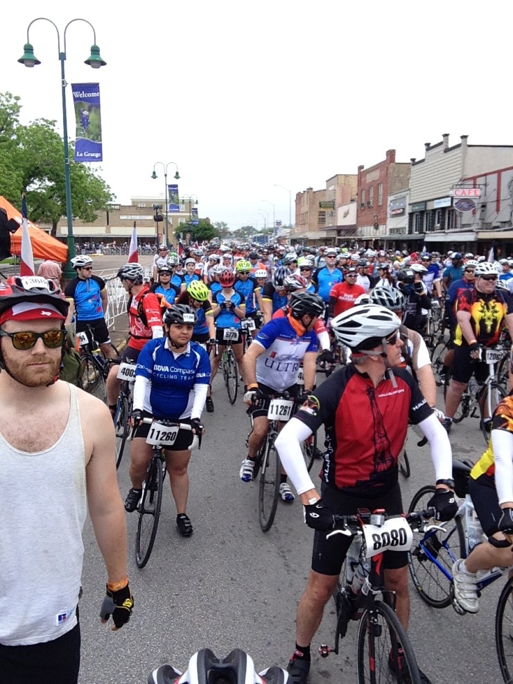 Looking behind me at the start line before heading out.