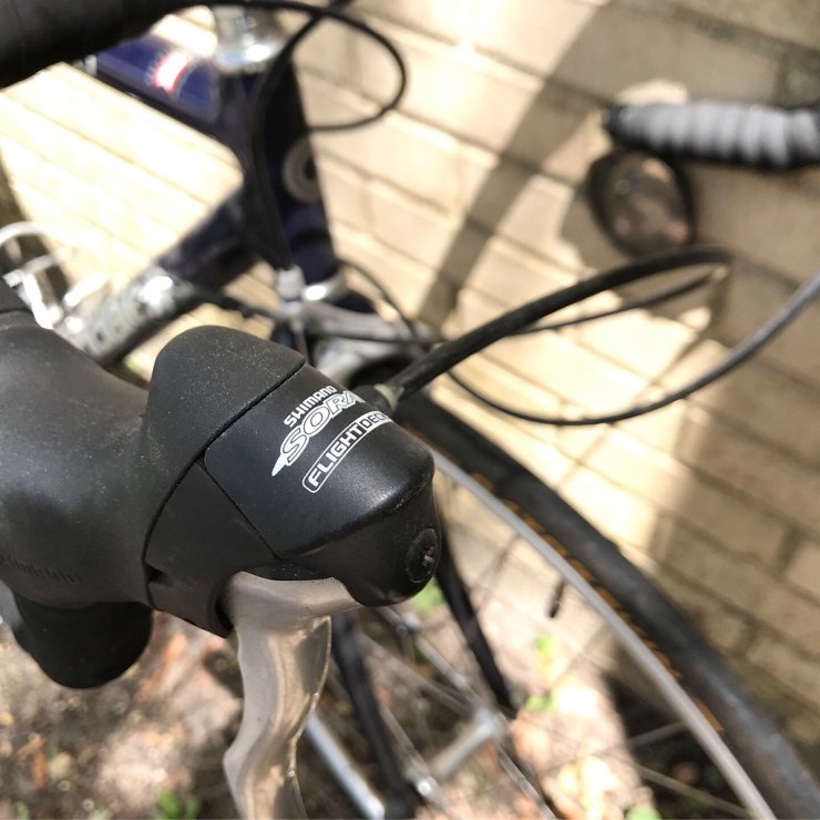 Canare R300s Rebuilding a 1999 Cannondale R300 from a clunky triple to a slick ...